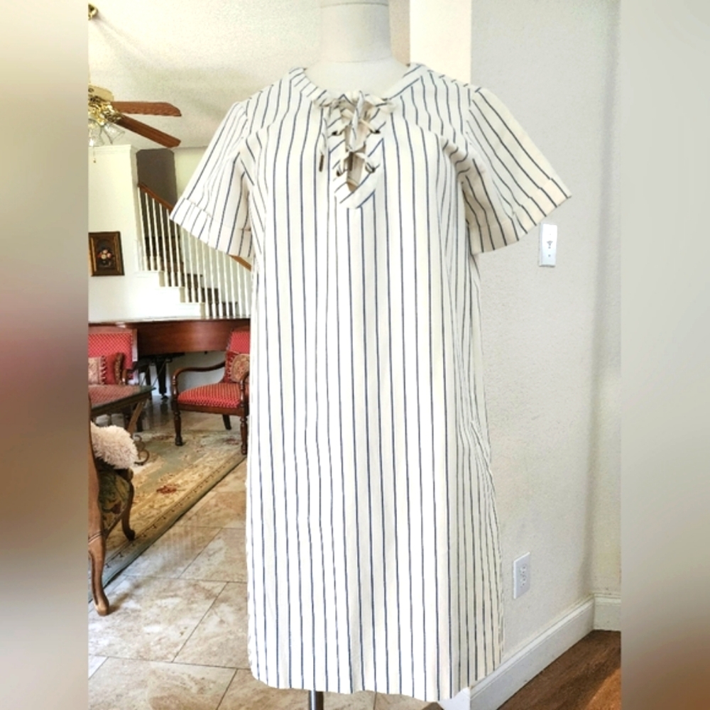 EUC- Madewell Off-White And Blue Cotton Dress!!💙✈️💙